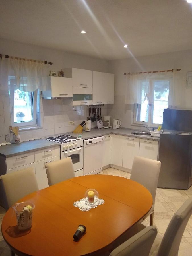 Holiday Home Bura Rovinj Exterior photo