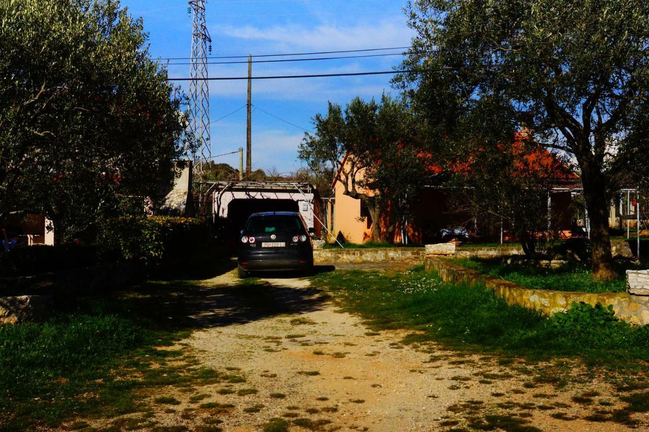 Holiday Home Bura Rovinj Exterior photo